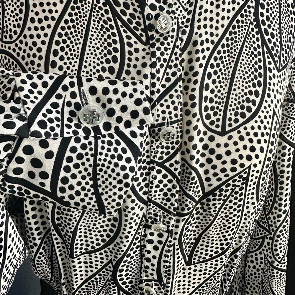 Tory Burch Classic Silk Monochrome Dotted Leaf Print Dress Size 8 - Picture 10 of 12